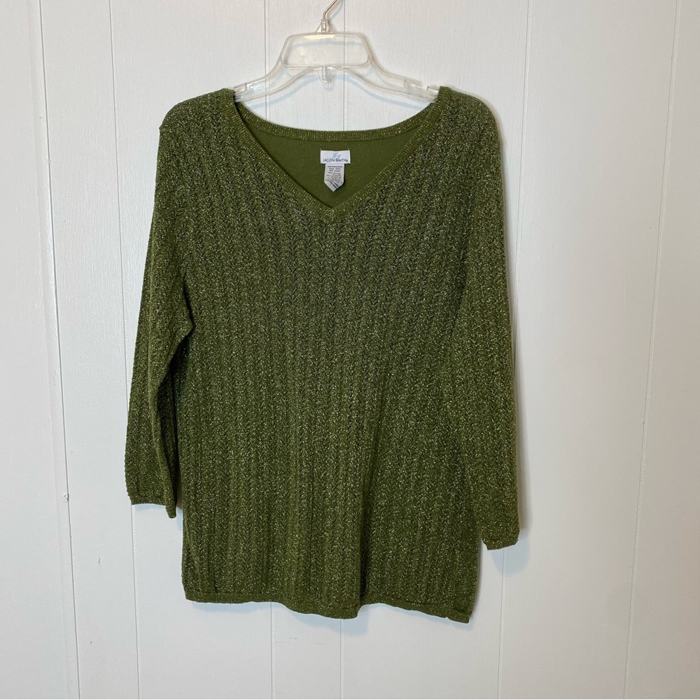 Jacklyn Smith Sparkling green X-Large three quarter sleeves V neck.